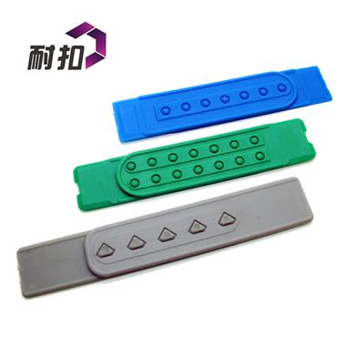 廠家大量現(xiàn)貨直銷(xiāo)環(huán)保鉆石孔排扣 七孔排扣 帽尾塔扣