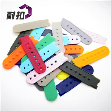 供應(yīng)商廠家大量現(xiàn)貨直銷(xiāo)環(huán)保帽尾塔扣鉆石孔排扣 七孔排扣