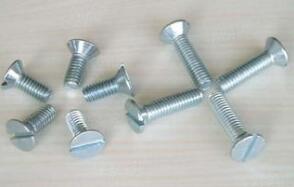 沉頭螺釘與十字盤頭螺釘?shù)牟煌c(diǎn)