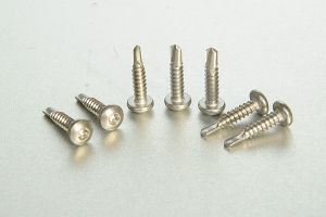 不銹鋼內(nèi)六角盤(pán)頭鉆尾螺釘